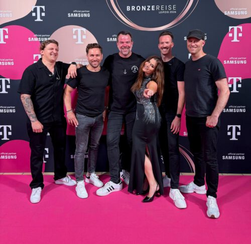 Magenta_Carpet